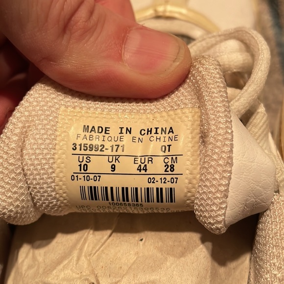 Nike AirMax 360s released in 2007 brand new-never worn. Air bubbles stilperfect - Picture 6 of 6